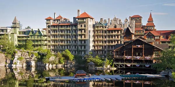 Jatoba Wood Decking for a Historic Landmark Resort