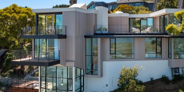 Luxury Vertical Siding Project Shines with ThermaWood FR Hem-Fir